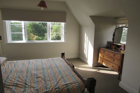 Photo of property in 404 Muritai Road, Eastbourne, Lower Hutt, 5013