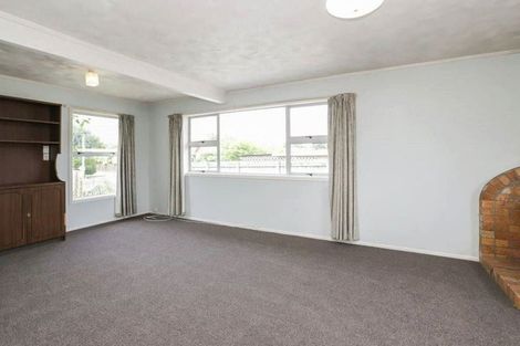 Photo of property in 11 Southsea Crescent, Silverdale, Hamilton, 3216