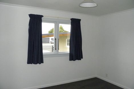 Photo of property in 35 Mary Street, Winton, 9720