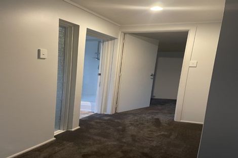 Photo of property in 13 Fowey Avenue, Te Atatu South, Auckland, 0610