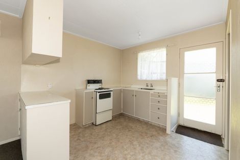 Photo of property in 2a Slade Street, Greerton, Tauranga, 3112