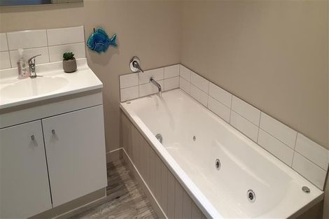 Photo of property in 7b Niger Street, Wanaka, 9305