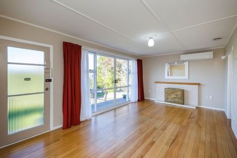 Photo of property in 4 Perth Place, Awapuni, Palmerston North, 4412