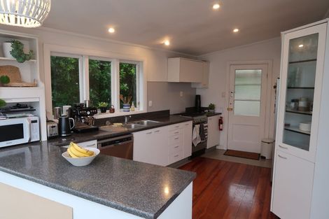 Photo of property in 18 Charlotte Avenue, Brooklyn, Wellington, 6021