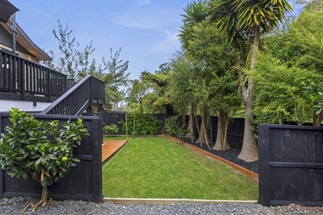 Photo of property in 8a Kaitoke Street, Raglan, 3225