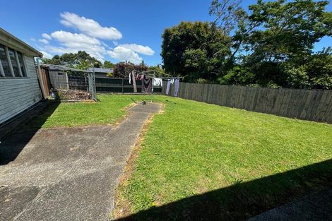 Photo of property in 8 Kea Place, Mangere Bridge, Auckland, 2022