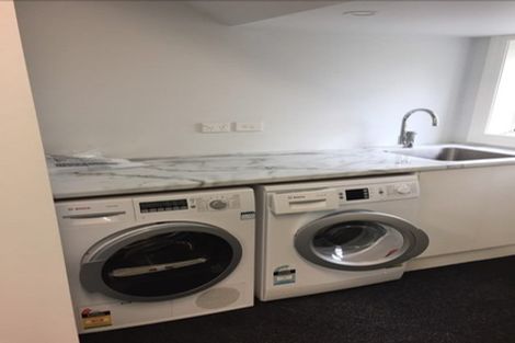 Photo of property in 49 Tinakori Road, Thorndon, Wellington, 6011