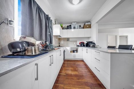 Photo of property in 1/26 Cambridge Terrace, Papatoetoe, Auckland, 2025