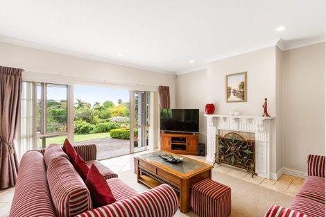 Photo of property in 1471 Clevedon Kawakawa Road, Kawakawa Bay, Papakura, 2585