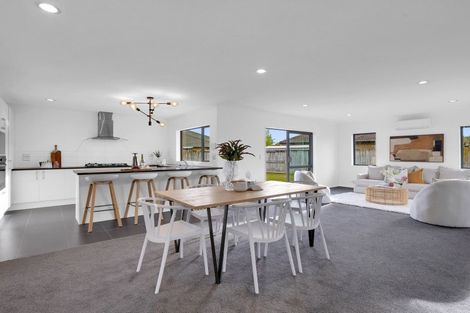 Photo of property in 11 Wessex Place, Rototuna North, Hamilton, 3210