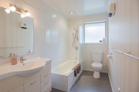 Photo of property in 21 Talboys Drive, Winton, 9720