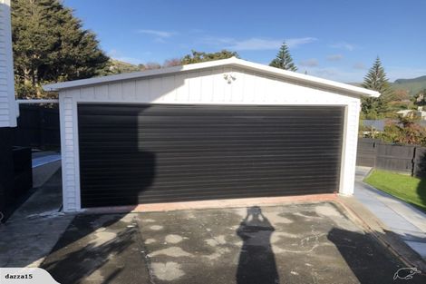 Photo of property in 26 Raroa Terrace, Tawa, Wellington, 5028