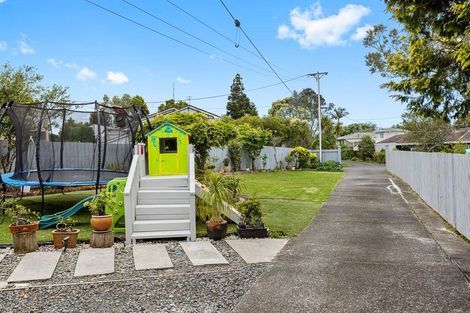 Photo of property in 300 Wairau Road, Glenfield, Auckland, 0629