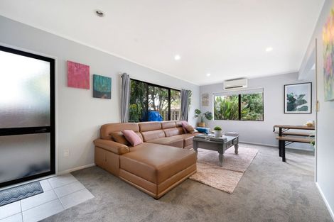 Photo of property in 2/29 Humphrey Kemp Avenue, Henderson, Auckland, 0612