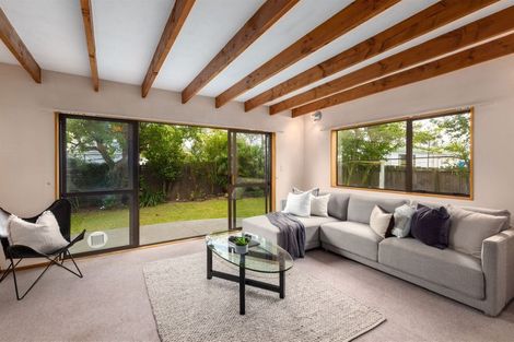 Photo of property in 51 Grants Road, Papanui, Christchurch, 8053