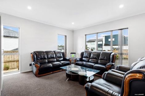 Photo of property in 33 Dawood Place, The Gardens, Auckland, 2105