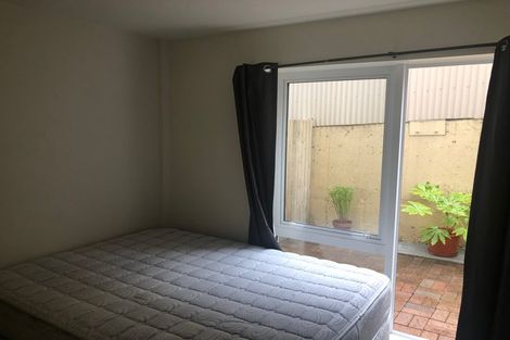 Photo of property in Pirie Street Townhouses, 36/35 Pirie Street, Mount Victoria, Wellington, 6011