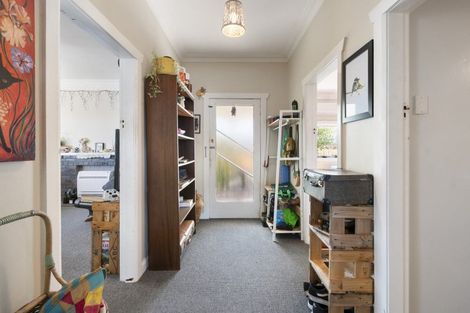 Photo of property in 180 College Street, Awapuni, Palmerston North, 4412