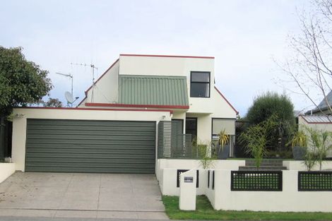 Photo of property in 49 Delamare Road, St Andrews, Hamilton, 3200