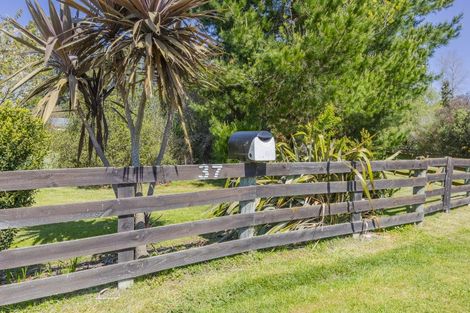 Photo of property in 37 Buckland Street, Tikokino, Waipawa, 4273