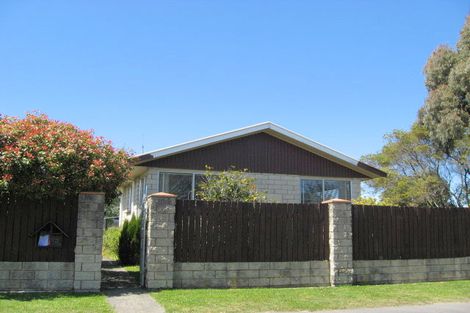 Photo of property in 14 Gibbs Drive, Woodend, 7610