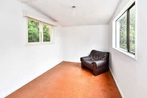 Photo of property in 130 Maunsell Road, Port Waikato, 2695