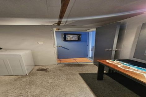 Photo of property in 31 Ruapehu Street, Castlecliff, Whanganui, 4501