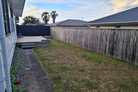 Photo of property in 2/4 Koromiko Avenue, Stoke, Nelson, 7011