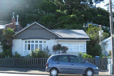 Photo of property in 219 Marine Parade, Seatoun, Wellington, 6022