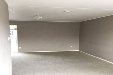 Photo of property in 42 Acacia Street, Kelvin Grove, Palmerston North, 4414