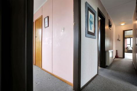 Photo of property in 98 Mcmurdo Street, Tinwald, Ashburton, 7700