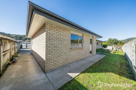 Photo of property in 21 Sun Valley Grove, Wainuiomata, Lower Hutt, 5014