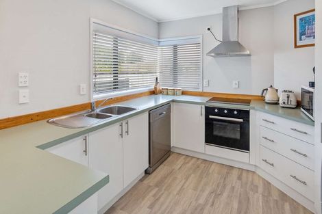 Photo of property in 61 Vardon Road, St Andrews, Hamilton, 3200