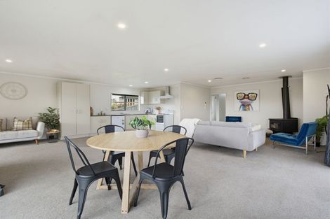 Photo of property in 15 Morey Street, Owhata, Rotorua, 3010