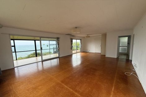 Photo of property in 244 Vipond Road, Stanmore Bay, Whangaparaoa, 0932