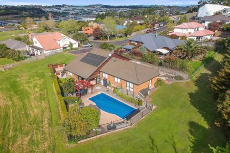 Photo of property in 5 Pigeonwood Lane, Albany, Auckland, 0632