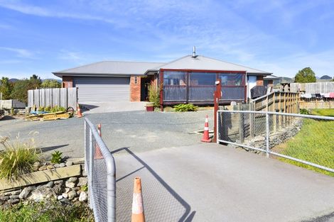 Photo of property in 3 Schwass Lane, Brightwater, 7022