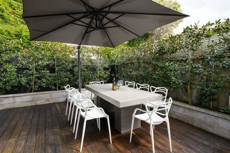 Photo of property in 32a Hardie Street, Hokowhitu, Palmerston North, 4410