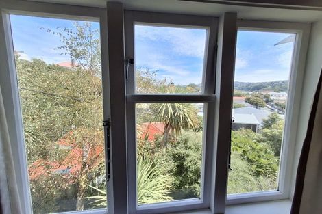 Photo of property in 36 Lawrence Street, Newtown, Wellington, 6021