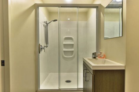 Photo of property in 18 Woodside Common, Westmorland, Christchurch, 8025