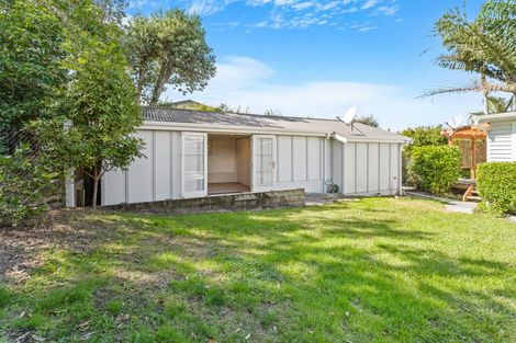 Photo of property in 10 Brandon Road, Manly, Whangaparaoa, 0930