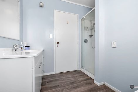 Photo of property in 112 Norana Road, Timberlea, Upper Hutt, 5018