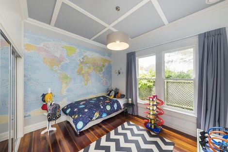 Photo of property in 232 Victoria Avenue, Hokowhitu, Palmerston North, 4410