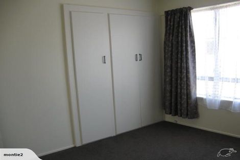 Photo of property in 2/33 Mortlake Street, Islington, Christchurch, 8042
