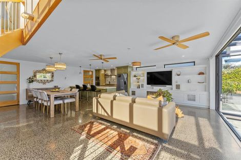 Photo of property in 135 Beach Road, Castor Bay, Auckland, 0620