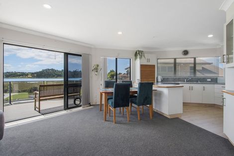 Photo of property in 12 Belmont Rise, Katikati, 3129