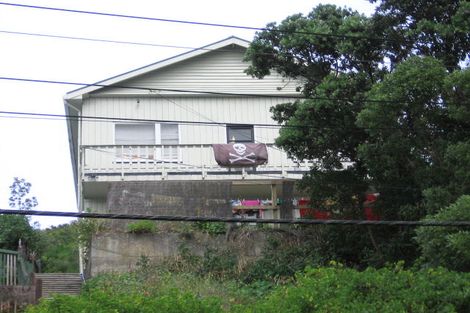 Photo of property in 126 Eden Street, Island Bay, Wellington, 6023