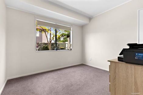 Photo of property in 1/3 Margan Avenue, New Lynn, Auckland, 0600