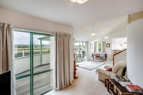 Photo of property in 8/178 Charles Street, Westshore, Napier, 4110