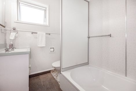 Photo of property in 90 Napier Road, Havelock North, 4130